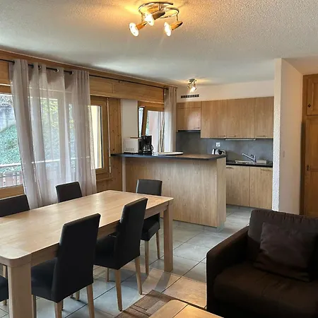 With Modern Furniture Veysonnaz